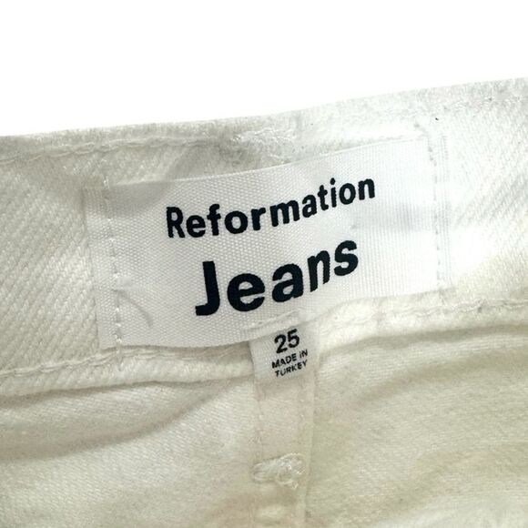RARE! Reformation White Cynthia Straight Leg Mid Rise Denim Jeans - Picture 17 of 17